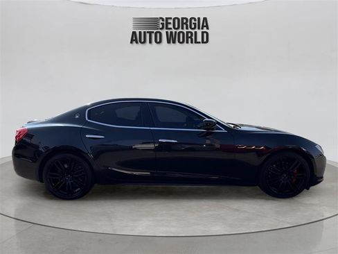 Used 2015 Maserati Ghibli RWD image 9