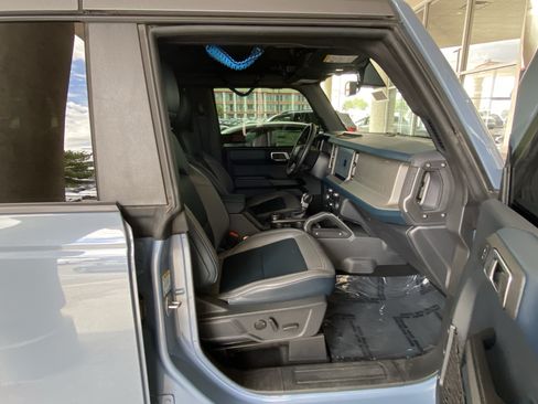 Used 2024 Ford Bronco Outer Banks AWD/4WD image 39