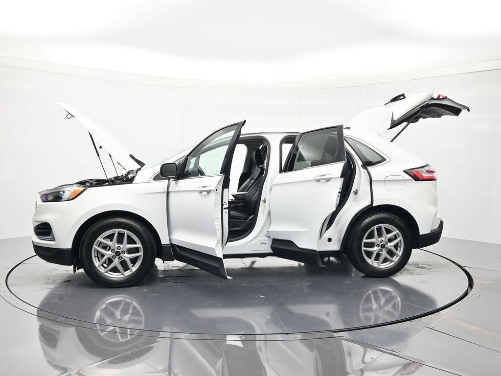 Used 2024 Ford Edge SEL AWD/4WD image 46