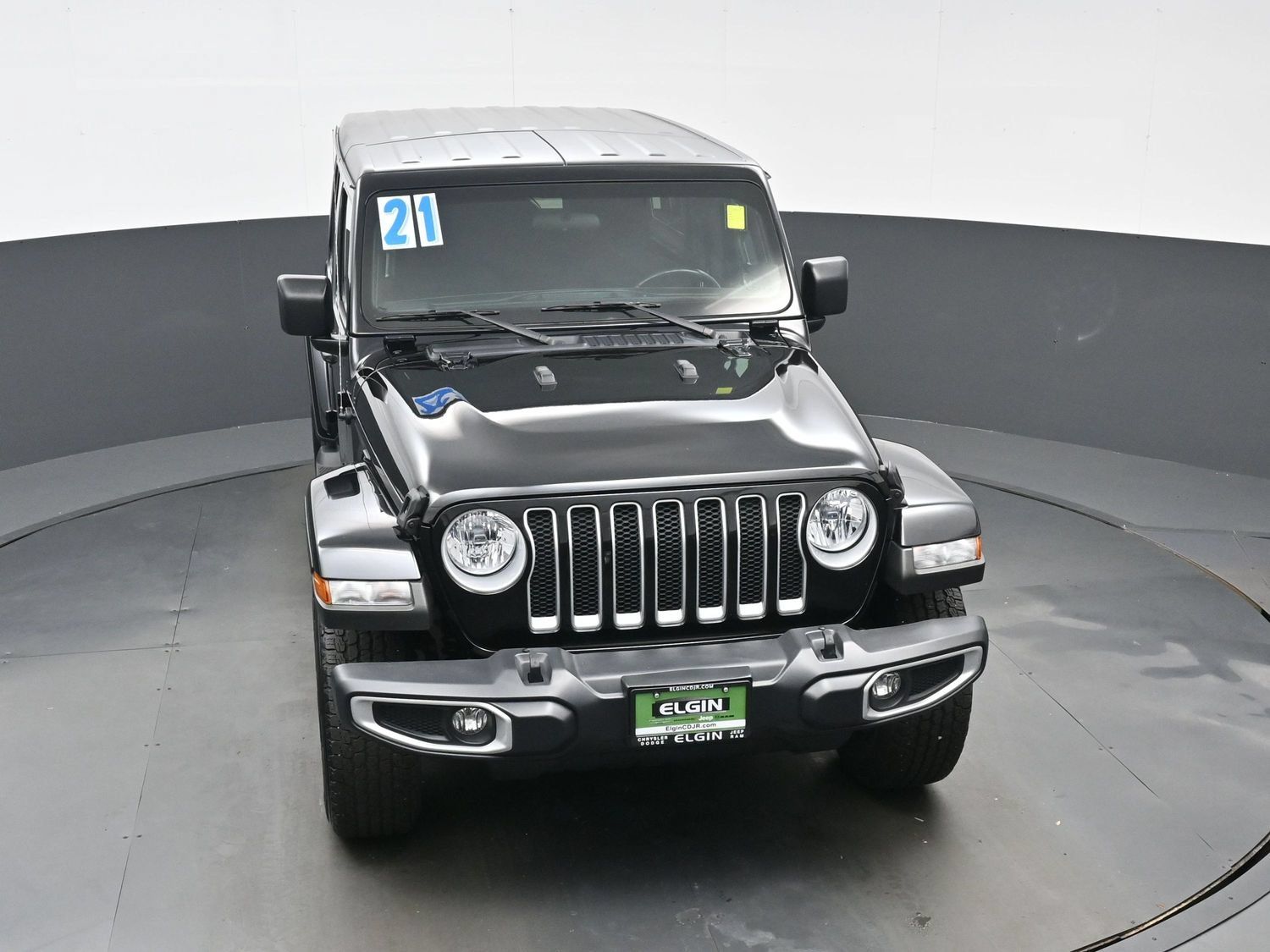 Used 2021 Jeep Wrangler Unlimited Sahara w/ Cold Weather Group AWD/4WD image 40