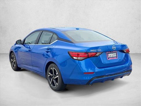 Used 2025 Nissan Sentra SV FWD image 8