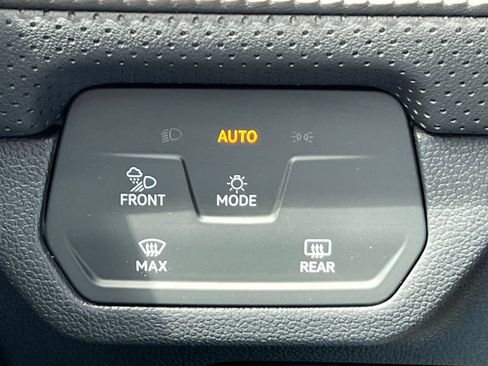 Used 2026 Volkswagen Atlas SE AWD/4WD image 18