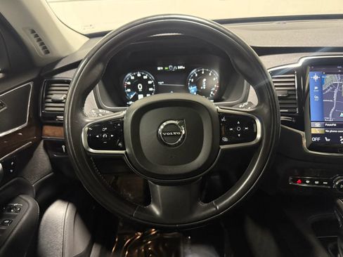 Used 2016 Volvo XC90 T6 Momentum w/ Momentum Plus Package AWD/4WD image 26