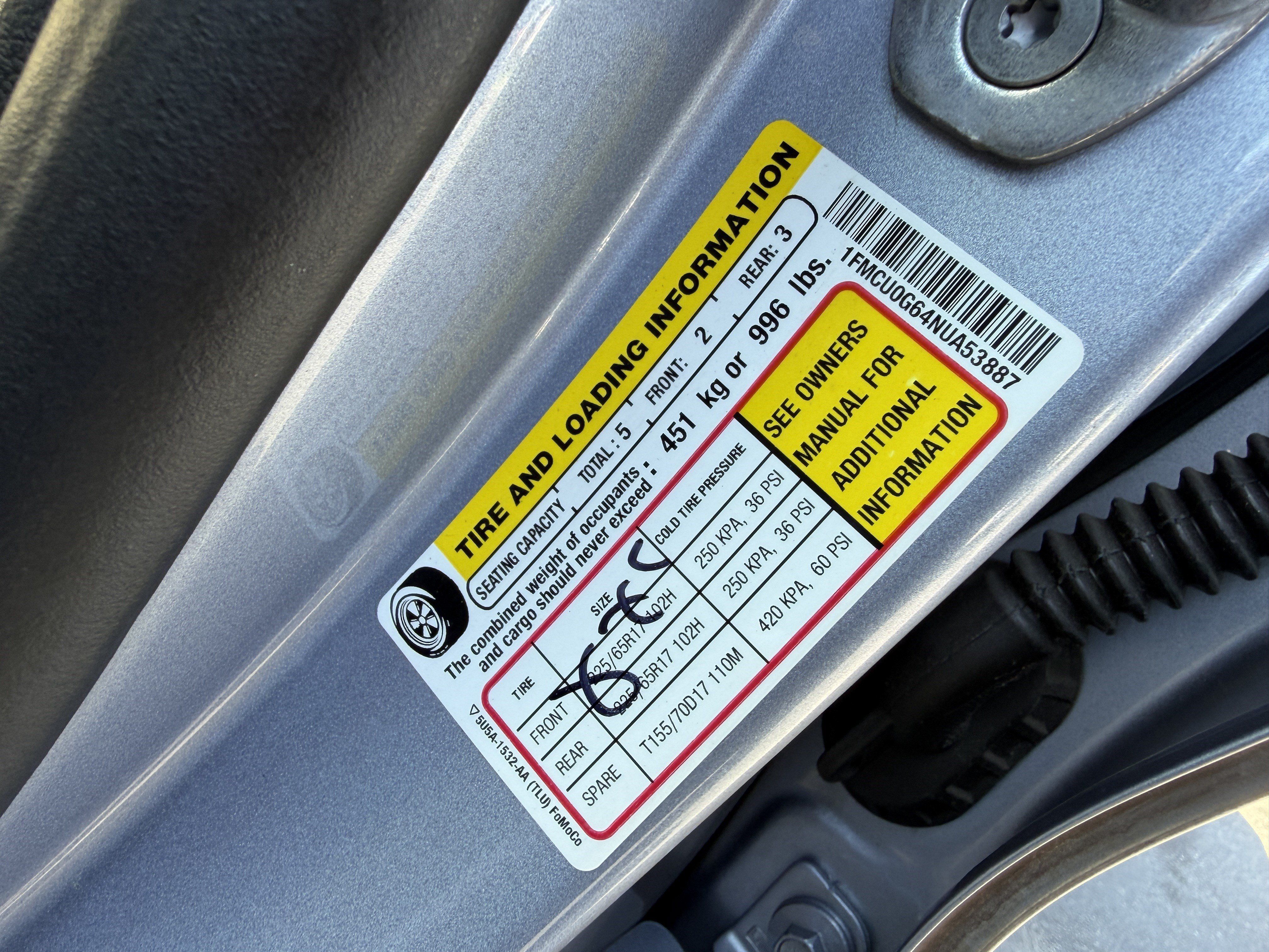 Used 2022 Ford Escape SE FWD image 30