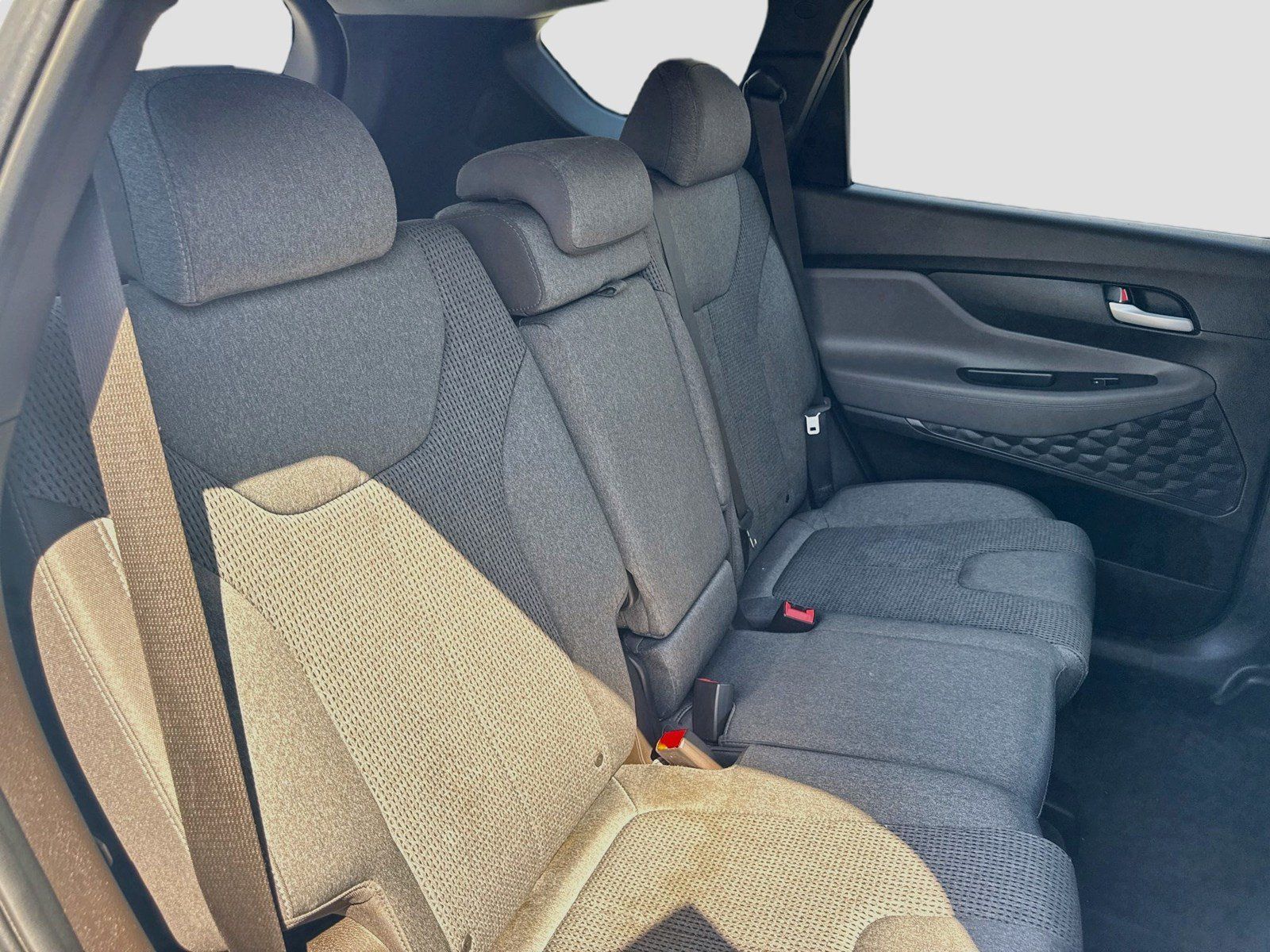 Used 2019 Hyundai Santa Fe SE AWD/4WD image 15