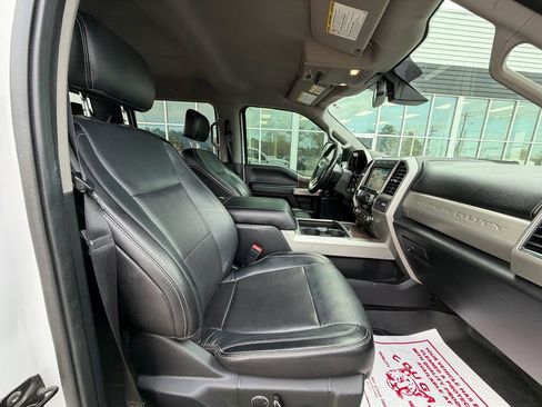 Used 2019 Ford F250 Lariat w/ Lariat Ultimate Package image 13