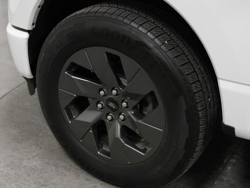 Used 2024 Ford F150 Lightning XLT w/ Max Trailer Tow Package image 10