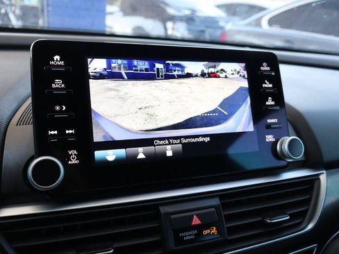 Used 2021 Honda Accord Sport image 19