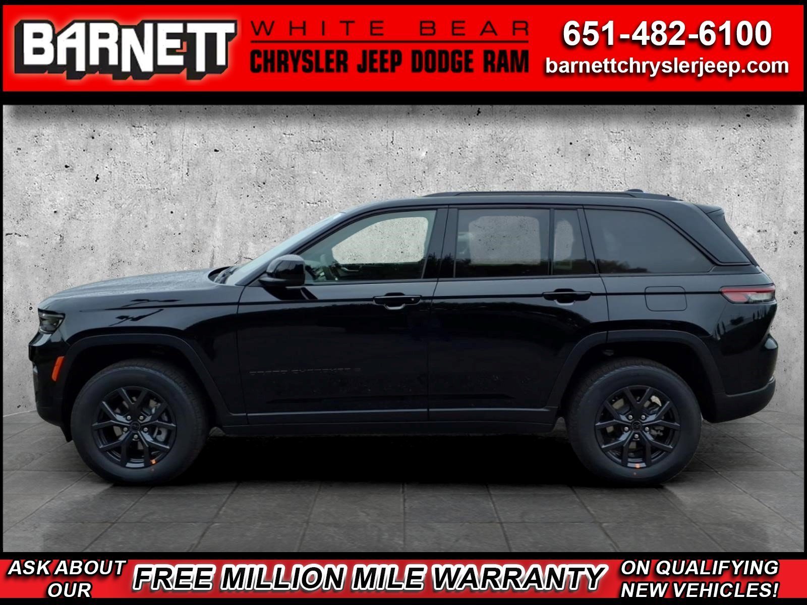 New 2027 Jeep Grand Cherokee Laredo X AWD/4WD image 3