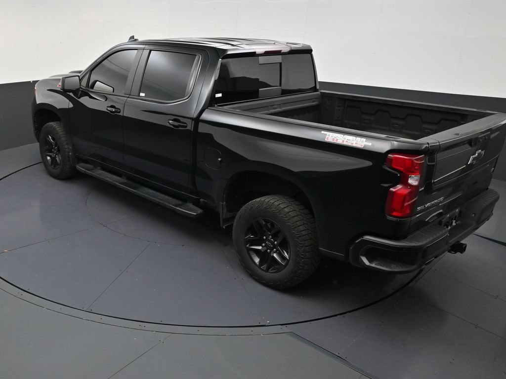 Used 2024 Chevrolet Silverado 1500 LT Trail Boss w/ Convenience Package II AWD/4WD image 11