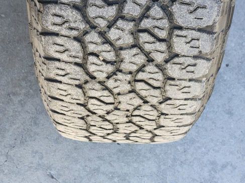 Used 2022 Chevrolet Silverado 2500 High Country w/ Z71 Off-Road Package image 11