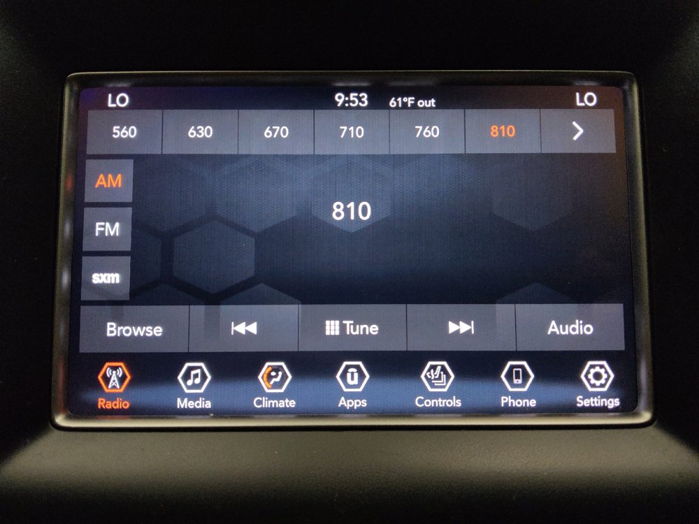 Used 2018 Jeep Grand Cherokee Laredo AWD/4WD image 25