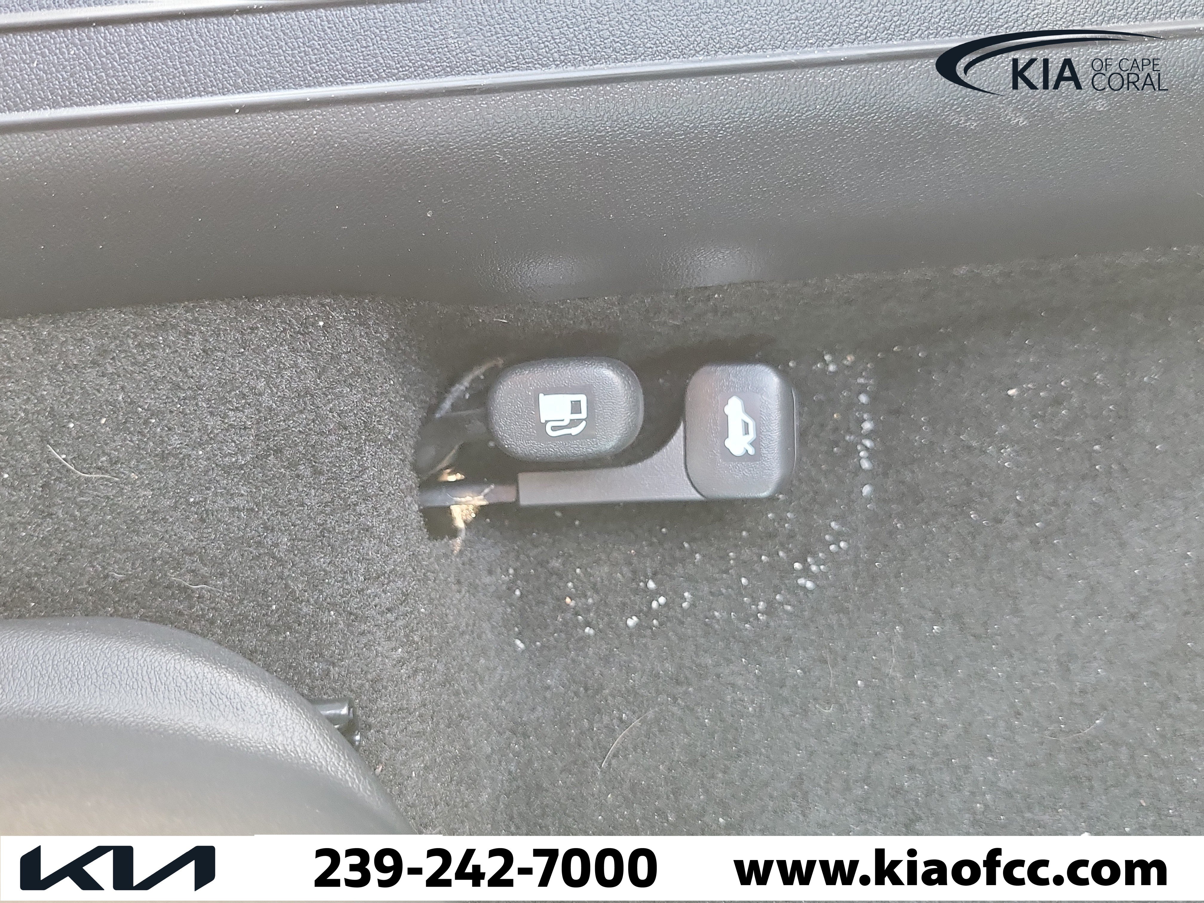 New 2025 Kia K4 EX FWD image 22
