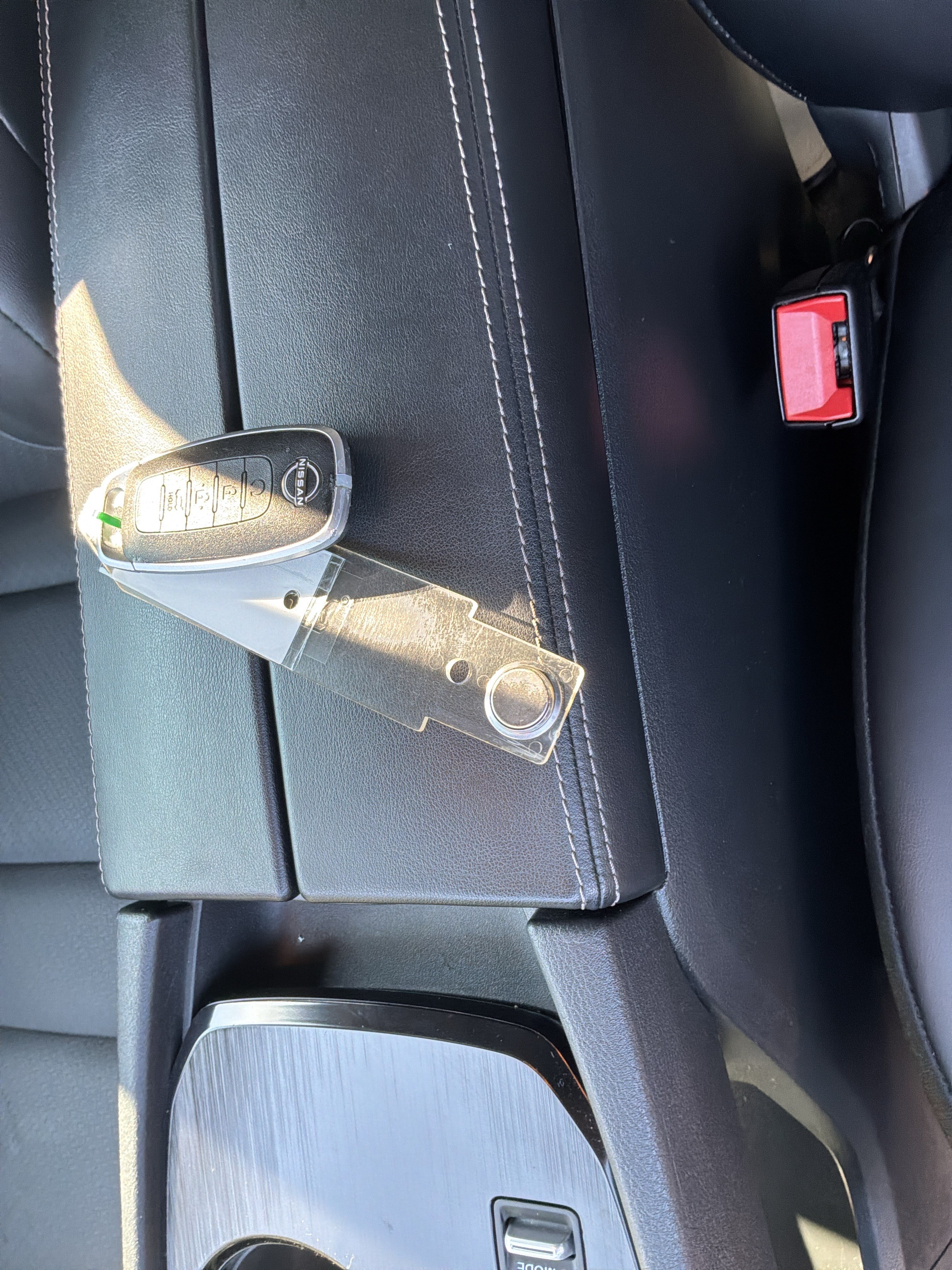 Used 2023 Nissan Rogue SV w/ SV Premium B Package FWD image 35