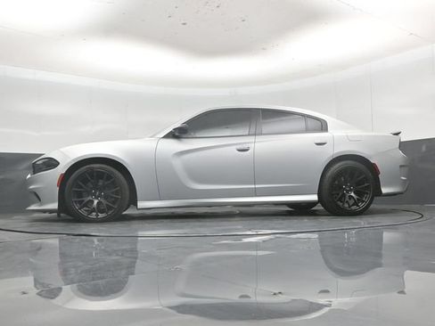 Used 2020 Dodge Charger R/T w/ Plus Group RWD image 51