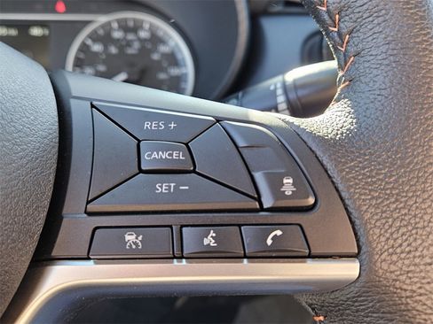 New 2025 Nissan Versa SR image 26