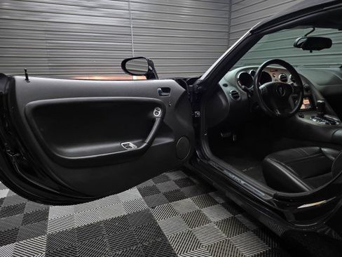 Used 2008 Pontiac Solstice GXP w/ Premium Package RWD image 25