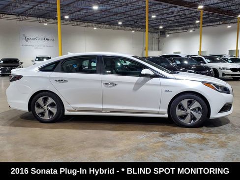 Used 2016 Hyundai Sonata Plug-In Hybrid FWD image 5