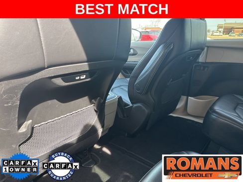 Used 2024 Chrysler Pacifica Touring-L FWD image 22