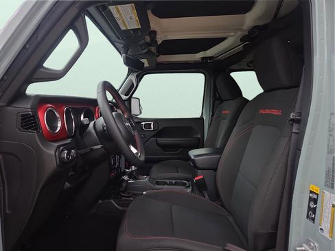Used 2023 Jeep Wrangler Unlimited Rubicon AWD/4WD image 11