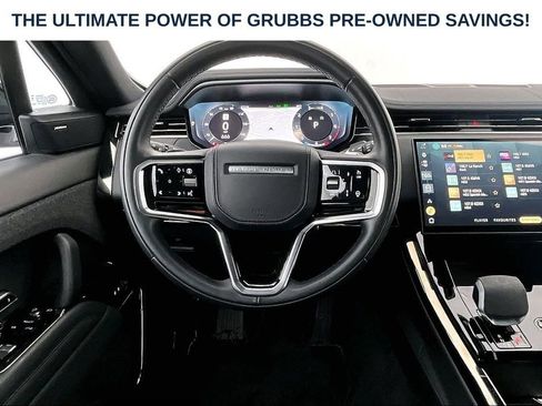 Used 2025 Land Rover Range Rover Sport SE AWD/4WD image 8