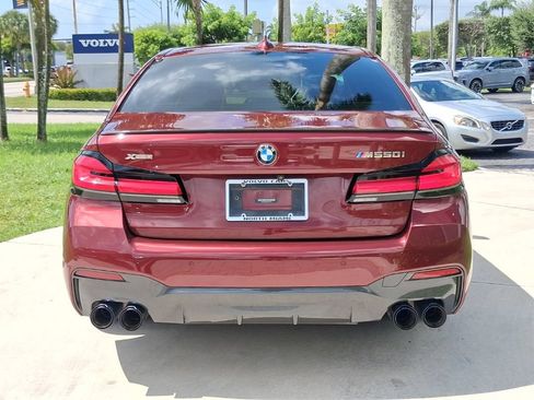 Used 2021 BMW M550i xDrive w/ Dynamic Handling Package AWD/4WD image 5