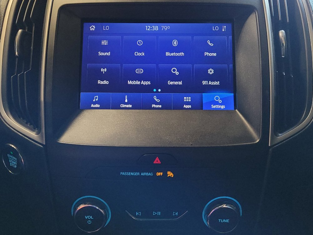 Used 2020 Ford Edge SEL FWD image 25
