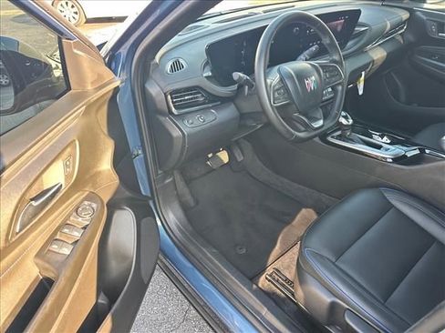 Certified 2025 Buick Envista Sport Touring w/ Experience Buick Package FWD image 13