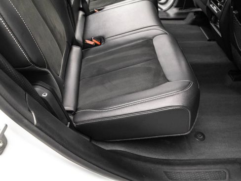 Used 2023 Jeep Grand Cherokee Altitude image 38