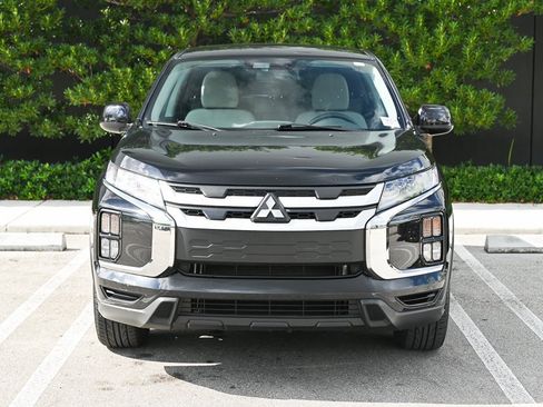 Used 2021 Mitsubishi Outlander Sport ES image 2