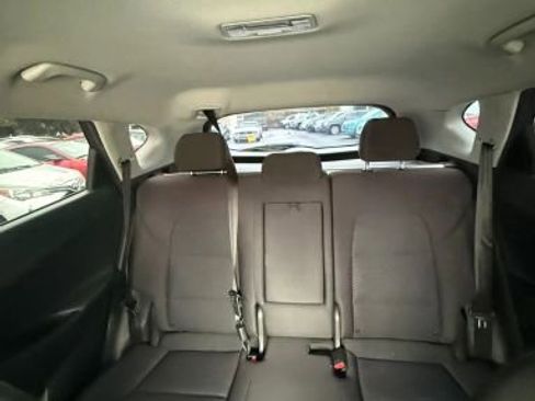 Used 2019 Hyundai Tucson SE image 3