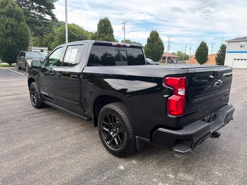 Used 2024 Chevrolet Silverado 1500 High Country w/ Midnight Edition AWD/4WD image 3
