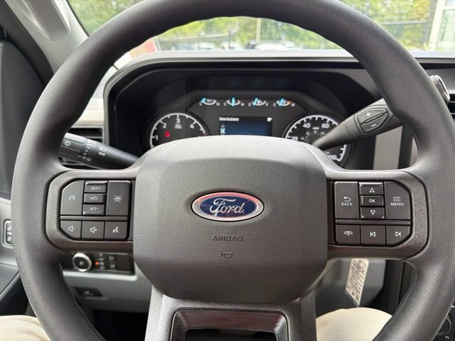 New 2026 Ford F550 4x4 Regular Cab Super Duty image 18