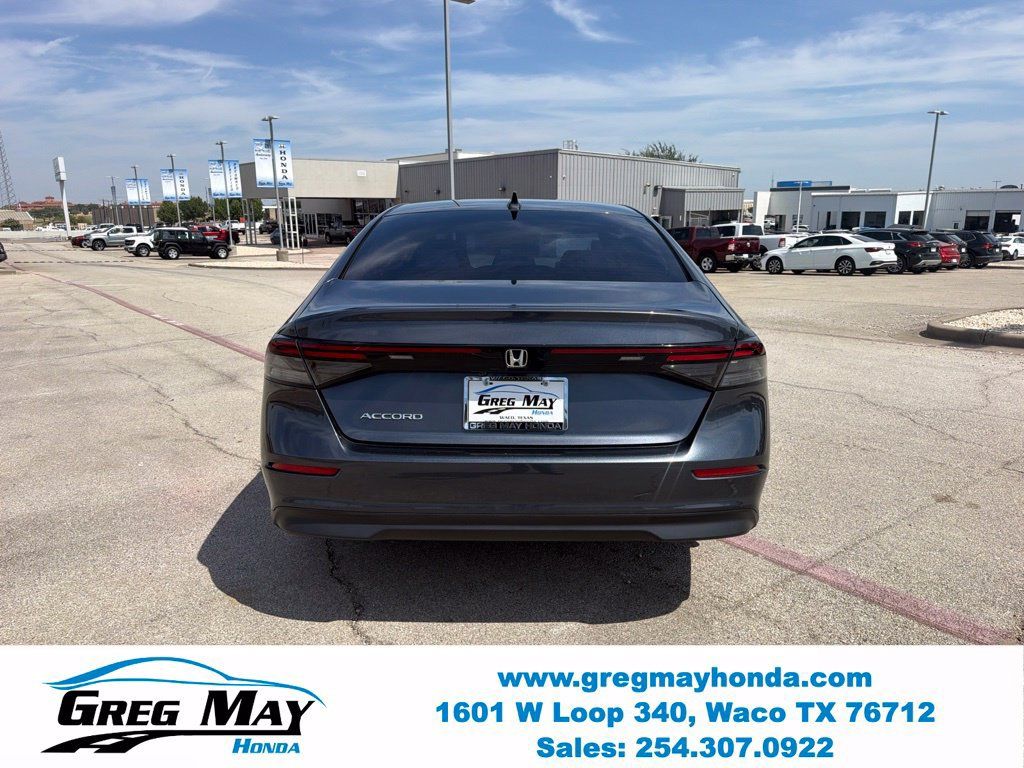 Used 2023 Honda Accord EX image 4