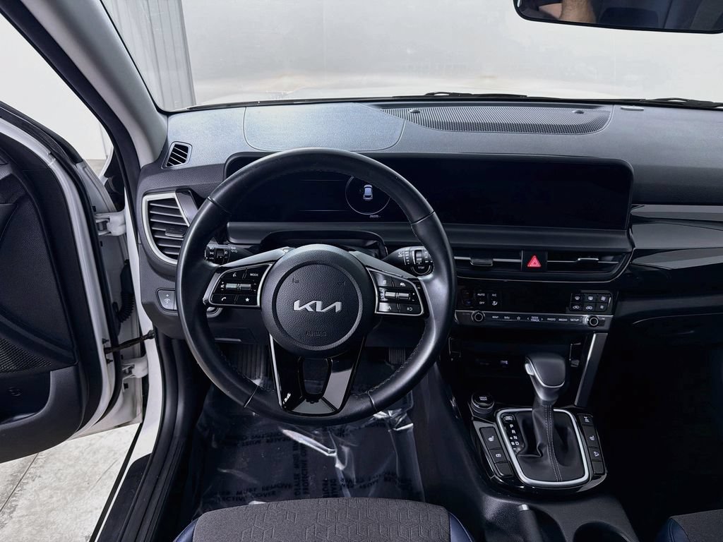 Used 2024 Kia Seltos S AWD/4WD image 22