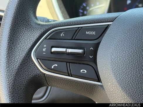 Used 2019 Hyundai Santa Fe SEL FWD image 15