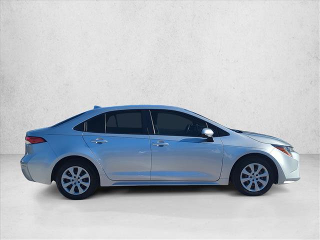 Used 2022 Toyota Corolla LE FWD image 4