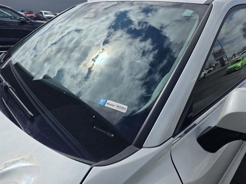 Used 2024 Toyota Grand Highlander Limited image 6