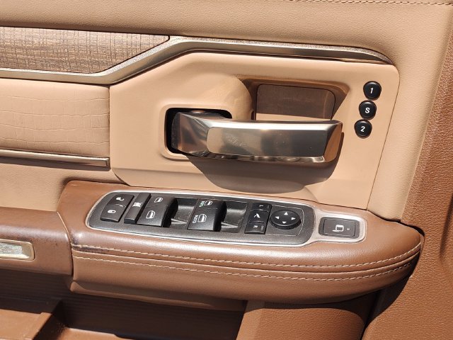 Used 2022 RAM 3500 Limited AWD/4WD image 26