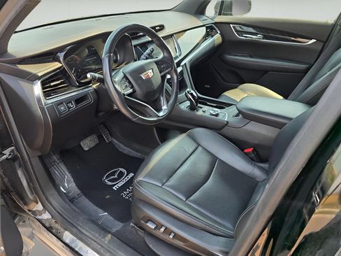 Used 2020 Cadillac XT6 Premium Luxury AWD/4WD image 23