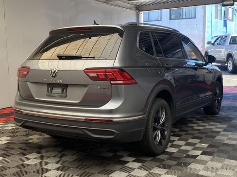 Used 2022 Volkswagen Tiguan SE AWD/4WD image 6