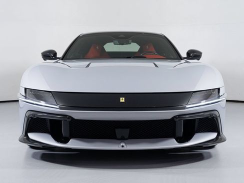Used 2025 Ferrari 12Cilindri RWD image 10