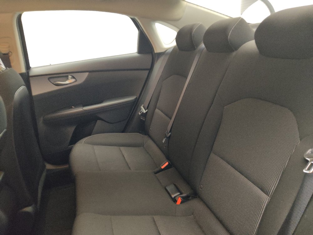 Used 2021 Kia Forte LXS FWD image 18