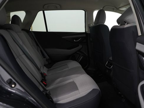 Used 2025 Subaru Outback Premium image 12