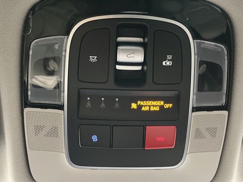Used 2024 Hyundai Tucson Limited AWD/4WD image 35