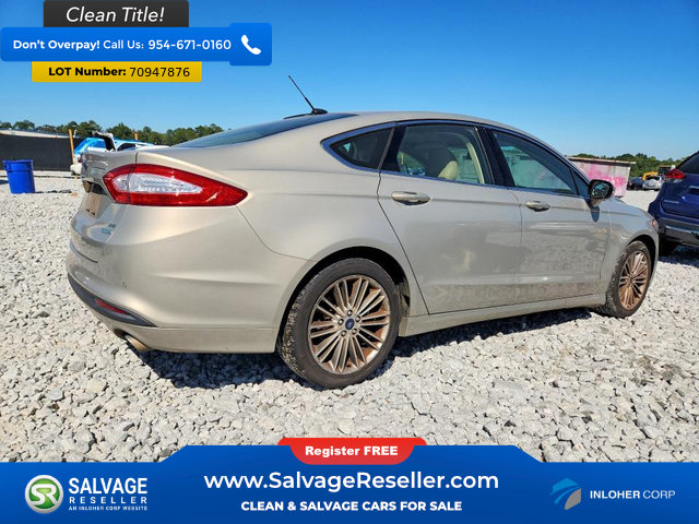 Used 2015 Ford Fusion SE w/ Equipment Group 202A FWD image 4