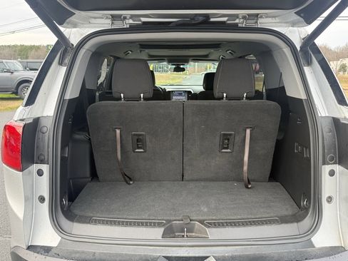 Used 2019 GMC Acadia SLE image 6