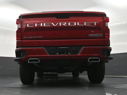 Used 2025 Chevrolet Silverado 1500 High Country RWD image 28