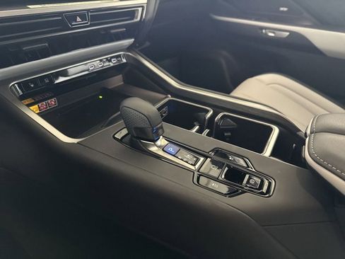 Certified 2026 Lexus TX 500h AWD w/ Technology Package image 18