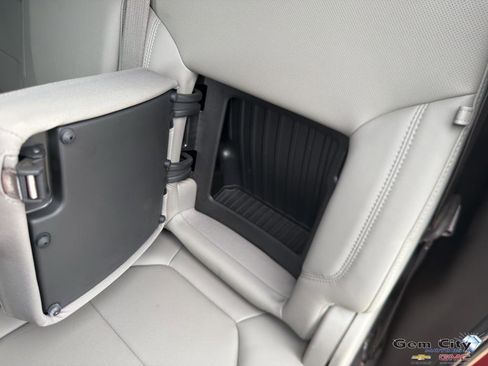 Used 2019 GMC Sierra 1500 SLT w/ Driver Alert Package I image 13